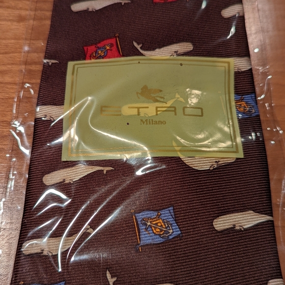 Etro tie with whales red, blue, and white - Picture 1 of 4